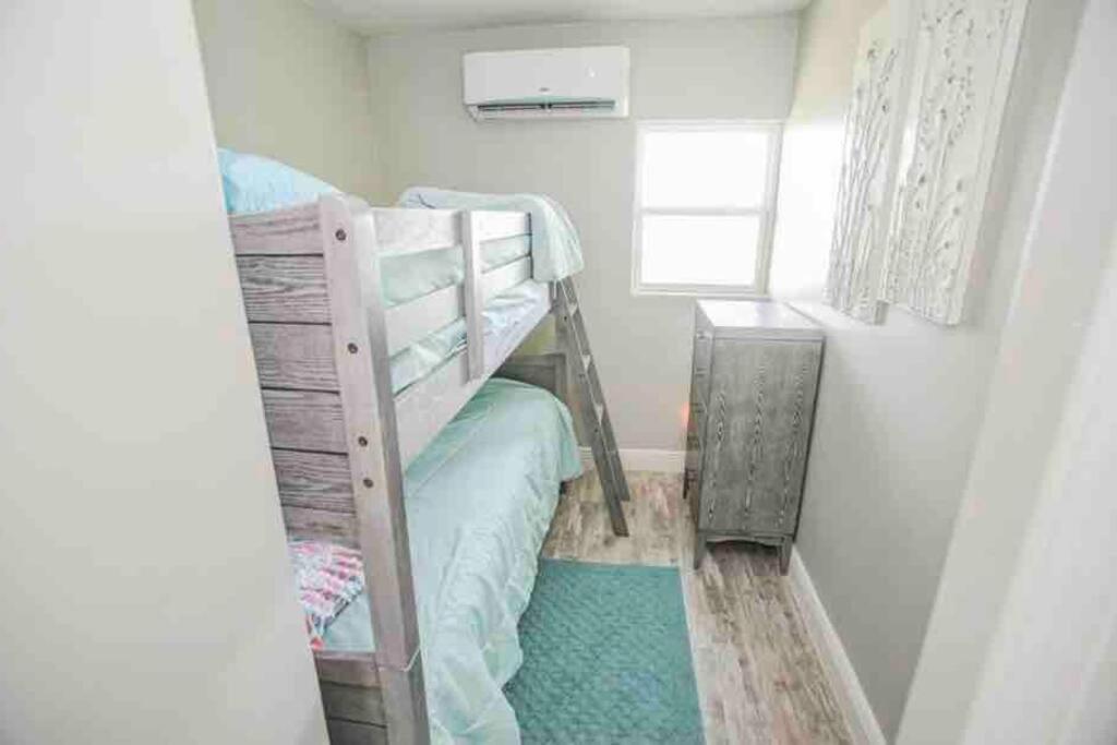 Beachfront Retreat! 3 Steps To Walkover! Surfside Beach Ngoại thất bức ảnh