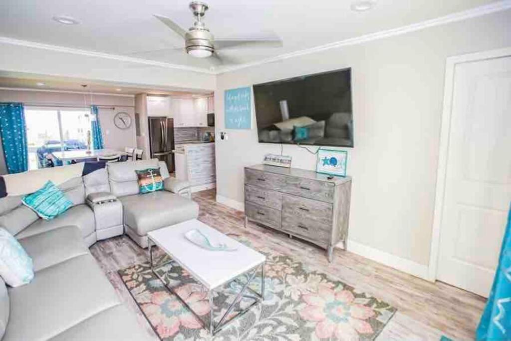 Beachfront Retreat! 3 Steps To Walkover! Surfside Beach Ngoại thất bức ảnh